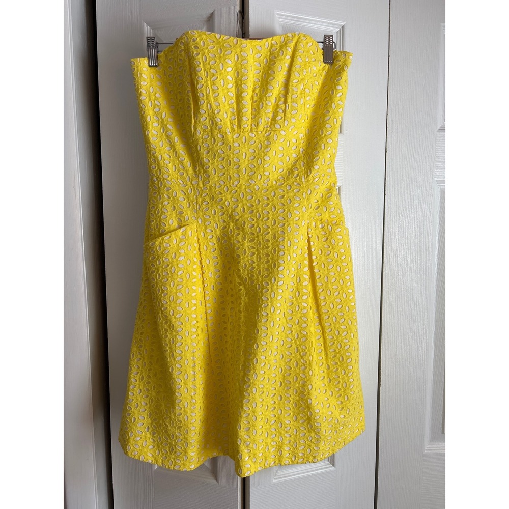 Lilly Pulitzer Cotton Yellow Eyelet Strapless Dress Size 6 Fit & Flare - Picture 4 of 10